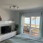 2 Sea Front *