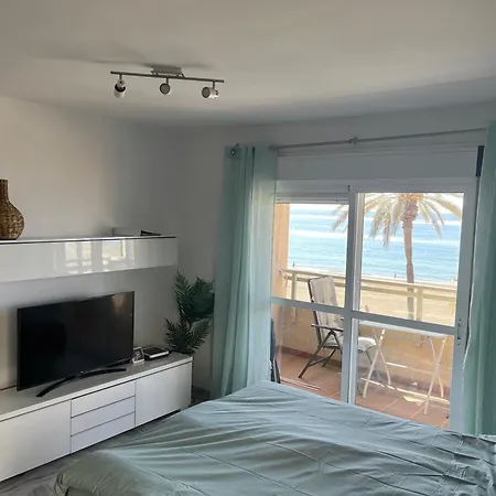 2 Sea Front